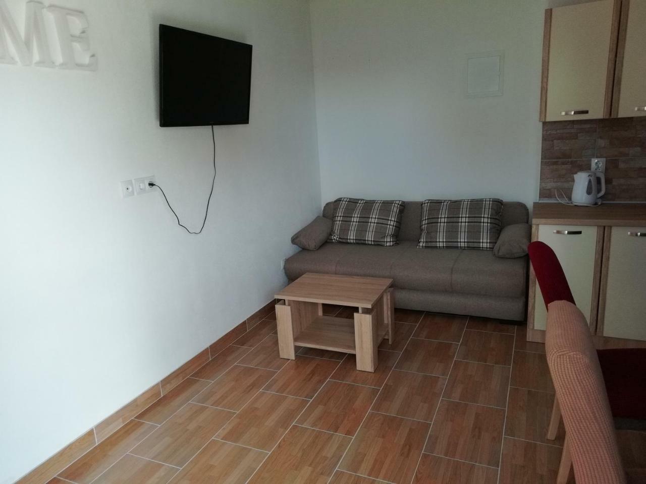 Eri Apartment